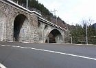 SH100975